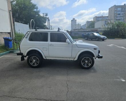Білий ВАЗ 21214, об'ємом двигуна 2 л та пробігом 198 тис. км за 3000 $, фото 2 на Automoto.ua