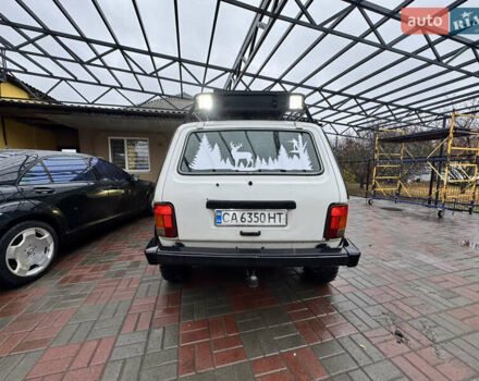 Белый ВАЗ 21214, объемом двигателя 1.7 л и пробегом 110 тыс. км за 6000 $, фото 13 на Automoto.ua