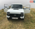 Белый ВАЗ 21214, объемом двигателя 1.69 л и пробегом 75 тыс. км за 7100 $, фото 3 на Automoto.ua