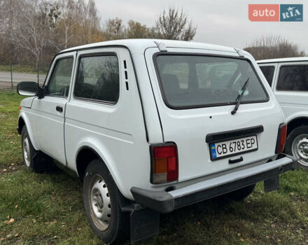 Білий ВАЗ 21214, об'ємом двигуна 1.69 л та пробігом 230 тис. км за 3550 $, фото 1 на Automoto.ua