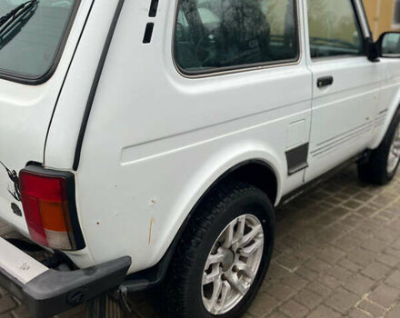 Білий ВАЗ 21214, об'ємом двигуна 1.7 л та пробігом 98 тис. км за 4500 $, фото 4 на Automoto.ua