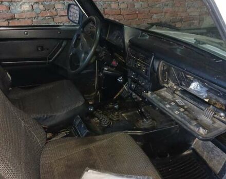 Білий ВАЗ 21214, об'ємом двигуна 1.69 л та пробігом 252 тис. км за 3000 $, фото 4 на Automoto.ua