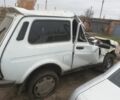 Белый ВАЗ 21214, объемом двигателя 1.7 л и пробегом 120 тыс. км за 1600 $, фото 5 на Automoto.ua