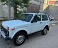 Белый ВАЗ 21214, объемом двигателя 1.69 л и пробегом 46 тыс. км за 6990 $, фото 3 на Automoto.ua