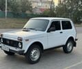 Белый ВАЗ 21214, объемом двигателя 1.7 л и пробегом 200 тыс. км за 4200 $, фото 1 на Automoto.ua