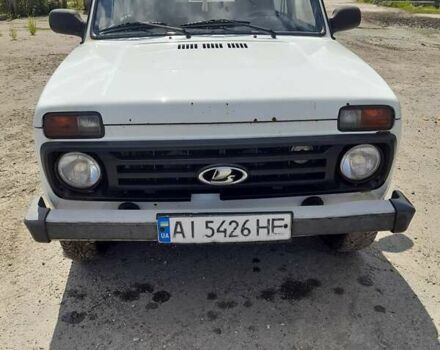 Білий ВАЗ 21214, об'ємом двигуна 1.69 л та пробігом 176 тис. км за 3900 $, фото 5 на Automoto.ua