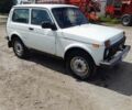 Білий ВАЗ 21214, об'ємом двигуна 1.69 л та пробігом 176 тис. км за 3900 $, фото 4 на Automoto.ua