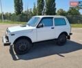 Белый ВАЗ 21214, объемом двигателя 1.69 л и пробегом 43 тыс. км за 7700 $, фото 9 на Automoto.ua