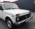 Белый ВАЗ 21214, объемом двигателя 1.69 л и пробегом 74 тыс. км за 6500 $, фото 1 на Automoto.ua