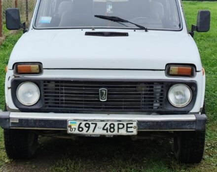 Белый ВАЗ 21214, объемом двигателя 1.7 л и пробегом 65 тыс. км за 1850 $, фото 1 на Automoto.ua