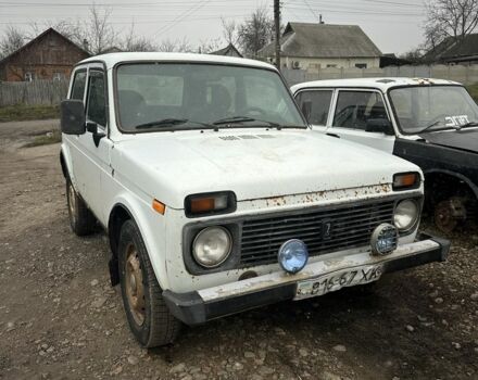 Белый ВАЗ 21214, объемом двигателя 1.7 л и пробегом 258 тыс. км за 1550 $, фото 1 на Automoto.ua
