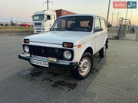 Білий ВАЗ 21214, об'ємом двигуна 1.7 л та пробігом 150 тис. км за 1700 $, фото 1 на Automoto.ua
