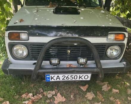 Білий ВАЗ 21214, об'ємом двигуна 1.69 л та пробігом 231 тис. км за 2600 $, фото 1 на Automoto.ua