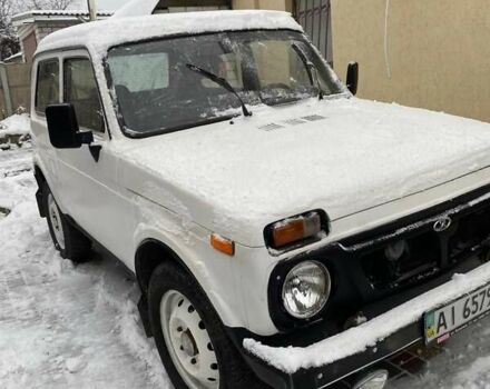 Белый ВАЗ 21214, объемом двигателя 1.6 л и пробегом 200 тыс. км за 2300 $, фото 1 на Automoto.ua