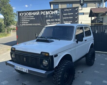 Белый ВАЗ 21214, объемом двигателя 1.7 л и пробегом 110 тыс. км за 3000 $, фото 1 на Automoto.ua