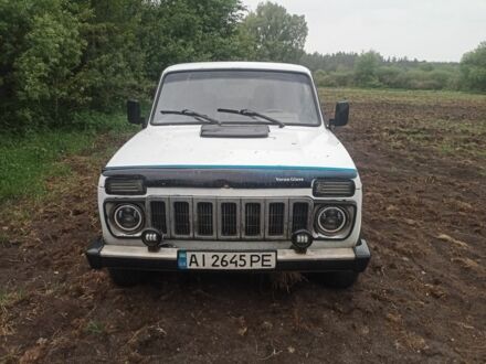 ВАЗ 21214 2006 у Козельце на Automoto.ua Білий ВАЗ 21214, об'ємом двигуна 1.7 л та пробігом 175 тис. км за 3000 $, фото 1 на Automoto.ua