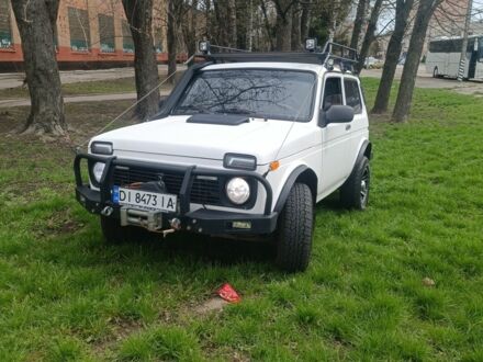 ВАЗ 21214 2007 в Лубнах на Automoto.ua Белый ВАЗ 21214, объемом двигателя 1.7 л и пробегом 200 тыс. км за 4200 $, фото 1 на Automoto.ua