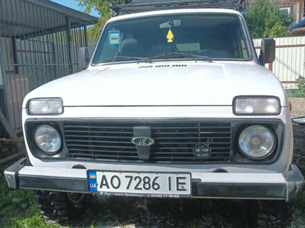 Білий ВАЗ 21214, об'ємом двигуна 1.69 л та пробігом 80 тис. км за 4700 $, фото 1 на Automoto.ua