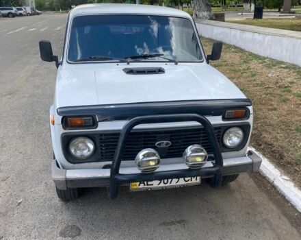 Білий ВАЗ 21214, об'ємом двигуна 1.7 л та пробігом 89 тис. км за 3800 $, фото 1 на Automoto.ua