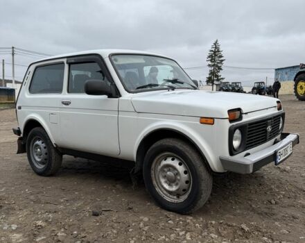 Білий ВАЗ 21214, об'ємом двигуна 1.7 л та пробігом 220 тис. км за 3999 $, фото 1 на Automoto.ua