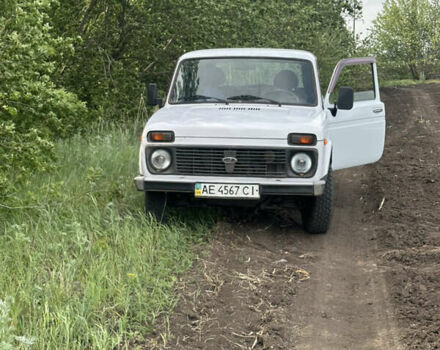 Білий ВАЗ 21214, об'ємом двигуна 1.69 л та пробігом 190 тис. км за 4000 $, фото 1 на Automoto.ua