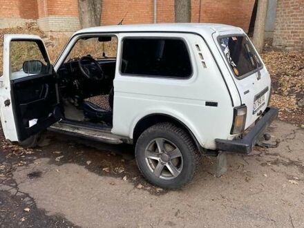 ВАЗ 21214 2009 в Полтаве на Automoto.ua Белый ВАЗ 21214, объемом двигателя 1.7 л и пробегом 196 тыс. км за 3050 $, фото 1 на Automoto.ua