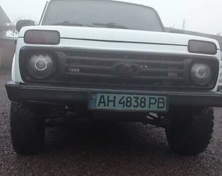 Білий ВАЗ 21214, об'ємом двигуна 1.7 л та пробігом 170 тис. км за 4500 $, фото 1 на Automoto.ua
