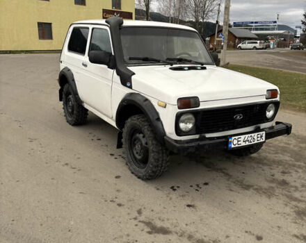 Белый ВАЗ 21214, объемом двигателя 1.7 л и пробегом 250 тыс. км за 4200 $, фото 1 на Automoto.ua