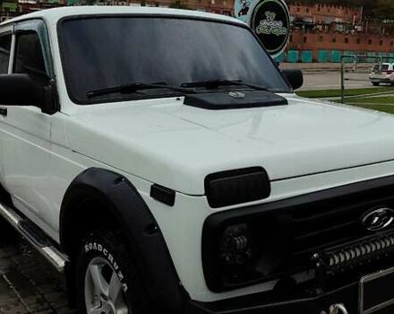 ВАЗ 21214 2011 в Харькове на Automoto.ua Белый ВАЗ 21214, объемом двигателя 1.69 л и пробегом 197 тыс. км за 5500 $, фото 1 на Automoto.ua