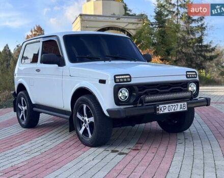 ВАЗ 21214 2011 в Запорожье на Automoto.ua Белый ВАЗ 21214, объемом двигателя 1.7 л и пробегом 218 тыс. км за 4500 $, фото 1 на Automoto.ua