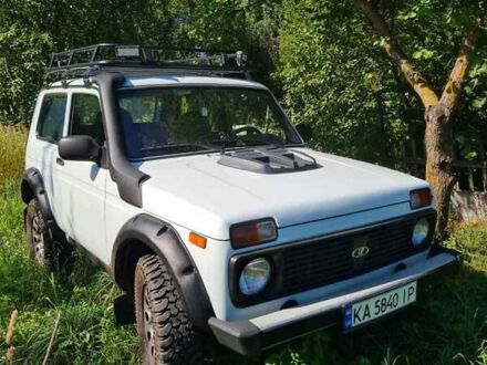 ВАЗ 21214 2013 в Киеве на Automoto.ua Белый ВАЗ 21214, объемом двигателя 1.69 л и пробегом 117 тыс. км за 4500 $, фото 1 на Automoto.ua