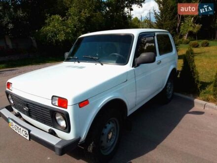 ВАЗ 21214 2014 в Виннице на Automoto.ua Белый ВАЗ 21214, объемом двигателя 1.69 л и пробегом 59 тыс. км за 5399 $, фото 1 на Automoto.ua
