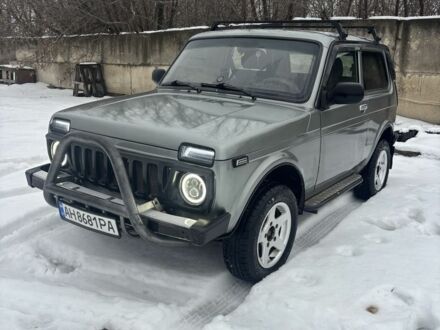 Белый ВАЗ 21214, объемом двигателя 1.7 л и пробегом 250 тыс. км за 3400 $, фото 1 на Automoto.ua