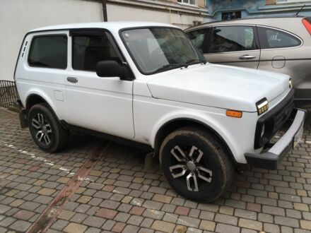 ВАЗ 21214 2014 у Тернополі на Automoto.ua Білий ВАЗ 21214, об'ємом двигуна 1.7 л та пробігом 112 тис. км за 4900 $, фото 1 на Automoto.ua