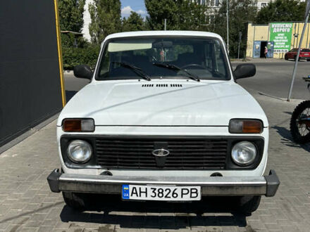 ВАЗ 21214 2015 в Доброполье на Automoto.ua Белый ВАЗ 21214, объемом двигателя 1.69 л и пробегом 180 тыс. км за 4000 $, фото 1 на Automoto.ua