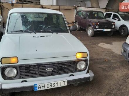 ВАЗ 21214 2015 у Дніпро (Дніпропетровську) на Automoto.ua Білий ВАЗ 21214, об'ємом двигуна 1.69 л та пробігом 200 тис. км за 3900 $, фото 1 на Automoto.ua