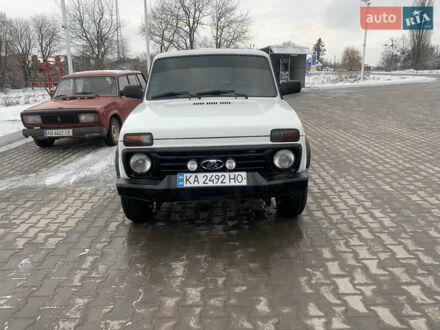 Білий ВАЗ 21214, об'ємом двигуна 1.7 л та пробігом 81 тис. км за 8500 $, фото 1 на Automoto.ua