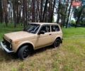Бежевый ВАЗ 21214, объемом двигателя 1.69 л и пробегом 273 тыс. км за 4200 $, фото 1 на Automoto.ua
