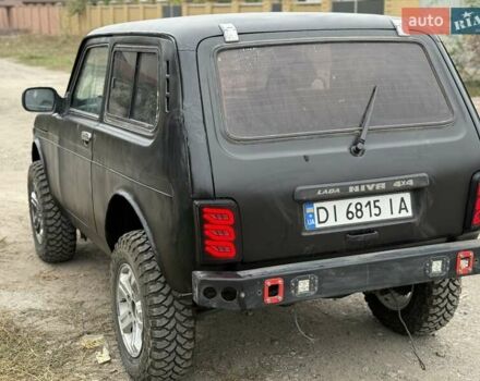 Чорний ВАЗ 21214, об'ємом двигуна 1.69 л та пробігом 240 тис. км за 3999 $, фото 6 на Automoto.ua