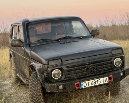 Чорний ВАЗ 21214, об'ємом двигуна 1.69 л та пробігом 240 тис. км за 3999 $, фото 2 на Automoto.ua