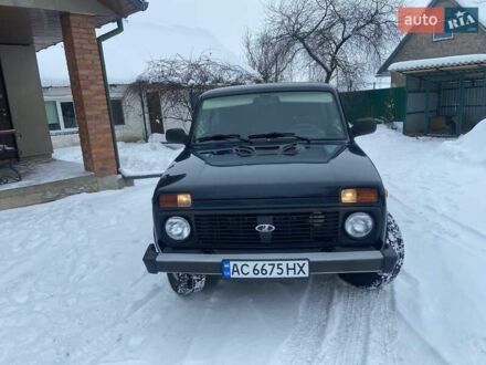 Черный ВАЗ 21214, объемом двигателя 1.7 л и пробегом 285 тыс. км за 3700 $, фото 1 на Automoto.ua