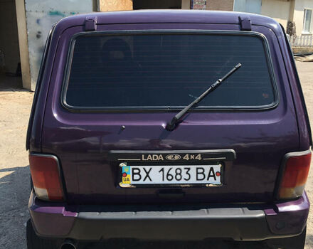 Фиолетовый ВАЗ 21214, объемом двигателя 1.7 л и пробегом 70 тыс. км за 4800 $, фото 2 на Automoto.ua