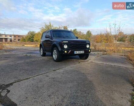 Коричневый ВАЗ 21214, объемом двигателя 1.7 л и пробегом 160 тыс. км за 4500 $, фото 8 на Automoto.ua