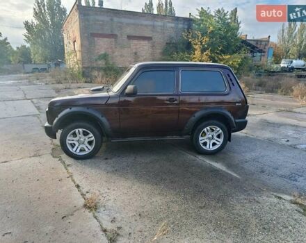 Коричневый ВАЗ 21214, объемом двигателя 1.7 л и пробегом 160 тыс. км за 4500 $, фото 4 на Automoto.ua