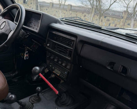 Коричневый ВАЗ 21214, объемом двигателя 1.7 л и пробегом 180 тыс. км за 3900 $, фото 5 на Automoto.ua