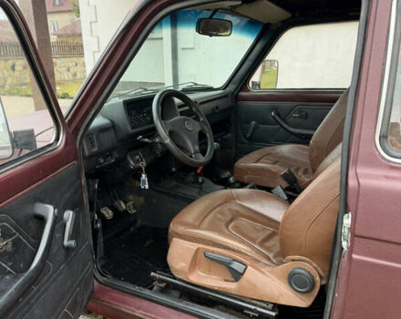 Коричневый ВАЗ 21214, объемом двигателя 1.7 л и пробегом 180 тыс. км за 3900 $, фото 12 на Automoto.ua