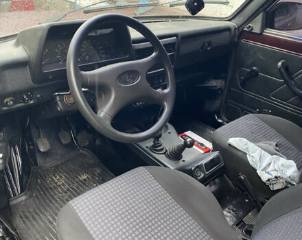 Коричневый ВАЗ 21214, объемом двигателя 1.69 л и пробегом 184 тыс. км за 5000 $, фото 9 на Automoto.ua