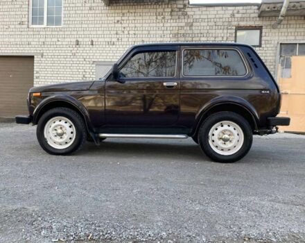 Коричневий ВАЗ 21214, об'ємом двигуна 1.7 л та пробігом 157 тис. км за 5000 $, фото 3 на Automoto.ua