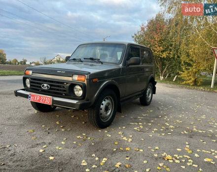 ВАЗ 21214 2017 в Мироновке на Automoto.ua Коричневый ВАЗ 21214, объемом двигателя 1.69 л и пробегом 35 тыс. км за 7800 $, фото 6 на Automoto.ua