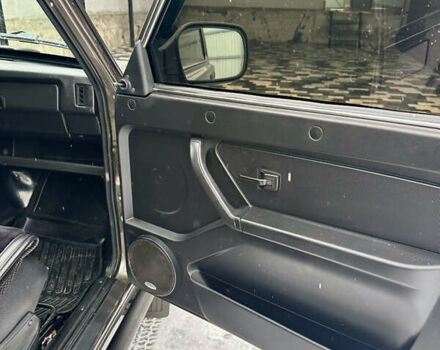 Коричневый ВАЗ 21214, объемом двигателя 1.69 л и пробегом 36 тыс. км за 8999 $, фото 11 на Automoto.ua